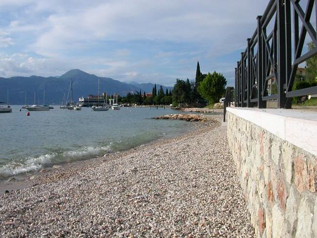 Hotel San Faustino Torri Del Benaco Kültér fotó